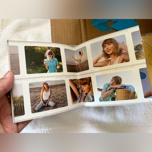 1989 Taylor swift Taylor’s version CD sunrise boulevard - Picture 4 of 4